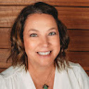 Meet your Posher, Mindie